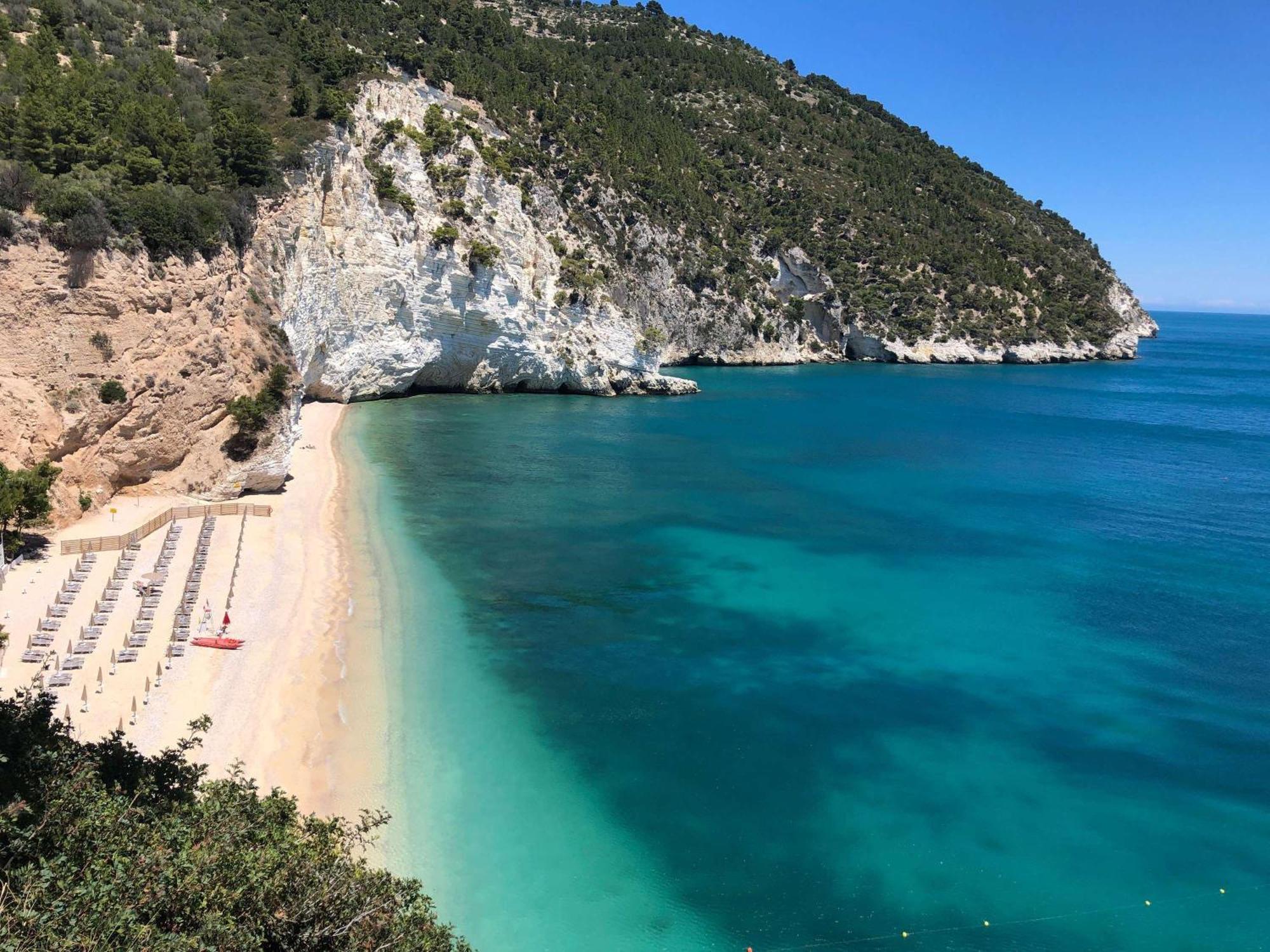 Hotel Baia Delle Zagare Mattinata Exterior photo